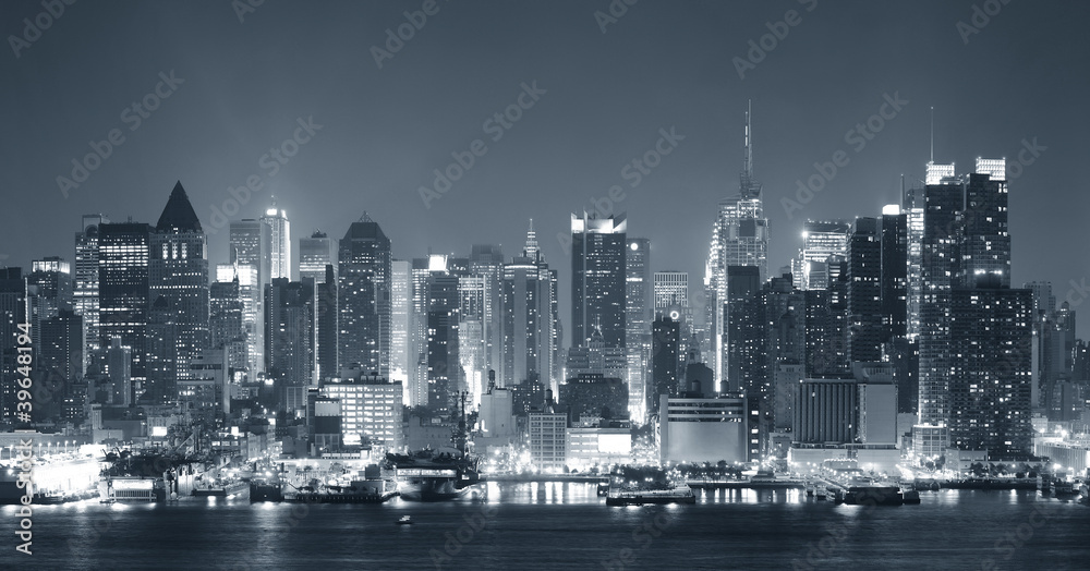 New York City nigth black and white