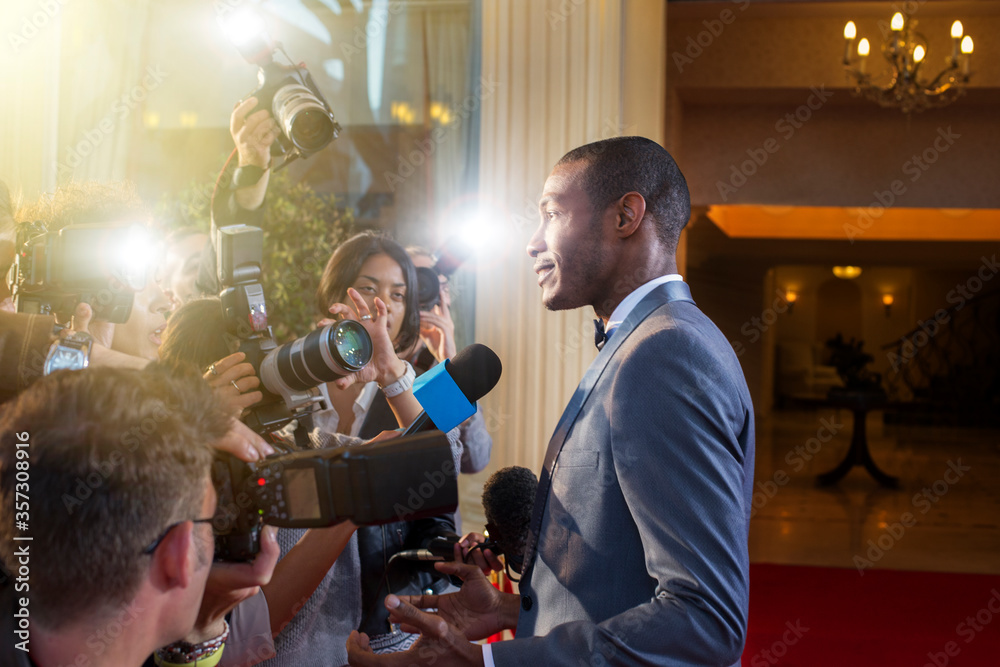 Celebrity Being Interviewed Photographed By Paparazzi At Red Carpet