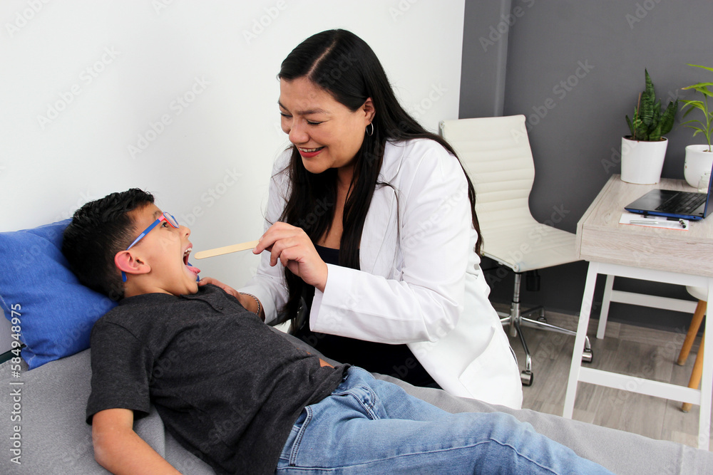 Latina Female Pediatrician Doctor Checks Her Patient Year Old Boy For