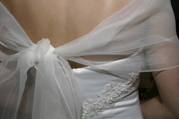 Sticker - wedding bow on back of brides dress