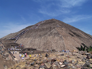 Wall Mural - pyramid of the sun.