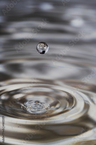 Naklejka - mata magnetyczna na lodówkę abstract water drop