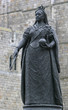 queen victoria statue