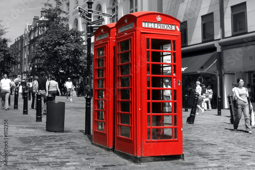 Dekoracja na wymiar  czerwony-telefon-w-londynie