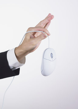 main et souris informatique