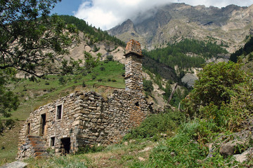 Wall Mural - vieux village de méollion