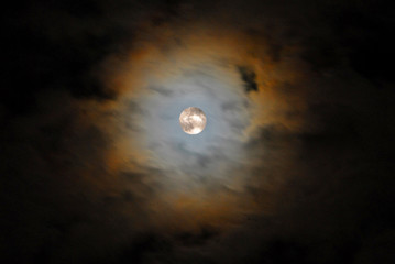 halo moon