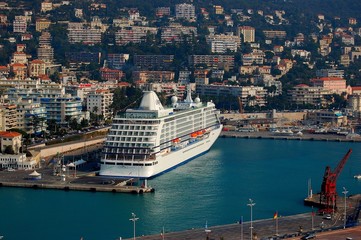 Wall Mural - nice et son port