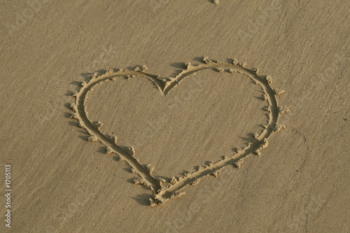 Coeur Dessiné Sur La Plage Buy This Stock Photo And