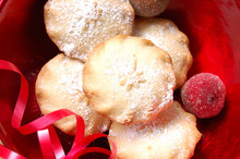 Mince Pies Red Bowl