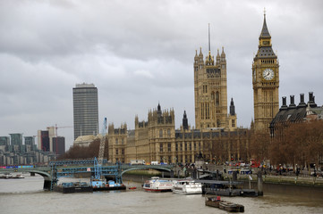 big ben and houses of parliament