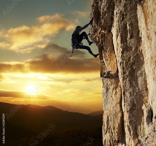 Tapeta ścienna na wymiar climber on sunset