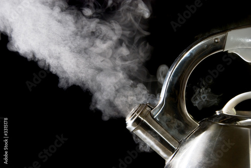 Fototapeta do kuchni tea kettle with boiling water