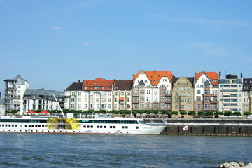 Wall Mural - Düsseldorf am Rhein