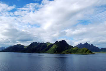 Canvas Print - Mountain on Lofoten