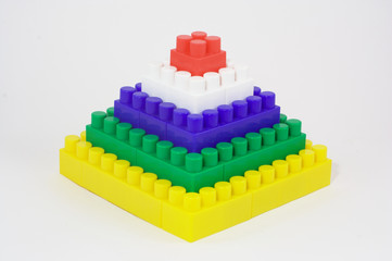 pyramid from toy bricks 1