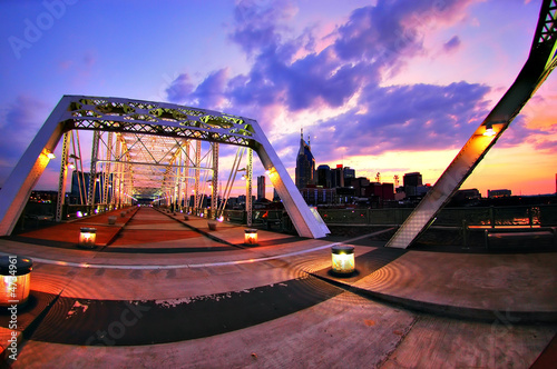 Fotografía On the Shelby Street Bridge
