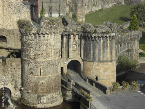 Pont Levis Entree Du Chateau A Fougeres Stock Photo Adobe Stock Pont Levis Entree Du Chateau A Fougeres Stock Photo Adobe Stock