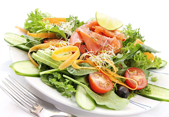 Smoked salmon salad