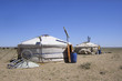 Yourtes dans le désert de Gobi en Mongolie