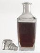 © Parato - Botella de licor abierta