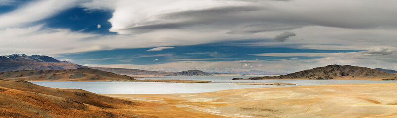 Canvas Print - Landscape with beautiful lake, Western Mongolia