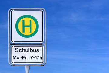 Schulbushaltestellenschild