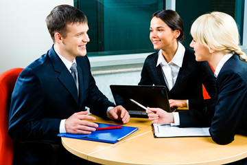 Canvas Print - Confident man telling his strategy of business 