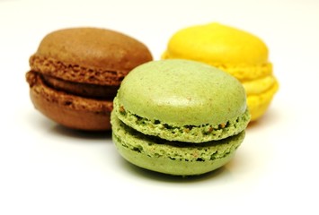 Trois macarons