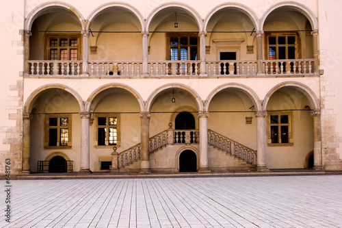 muzeum-narodowe-na-wawelu-krakow-polska