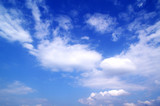 Fototapeta Desenie - Wünderschöne blaue Himmel