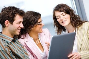 Canvas Print - Businesspeople with laptop