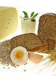 wellness frühstück,dinkelvollkornbrot,bergkäse,naturjoghurt,ei