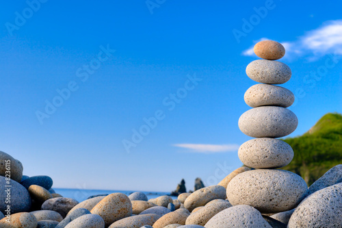 Foto-Leinwand ohne Rahmen - fengshui stones (von KalininStudios)