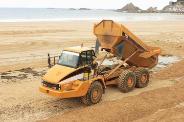 camion sur la plage