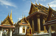 Tempel auf dem Gelände des Grand Palace in Bangkok, Thailand