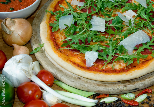 pizza rucola – kaufen Sie dieses Foto und finden Sie ...