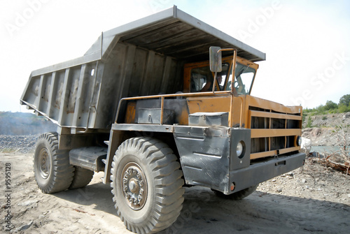 Zdjęcie XXL ciężarówka górnicza