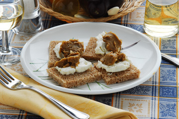 Wall Mural - Crostini cacio e melanzane - Antipasti Toscana