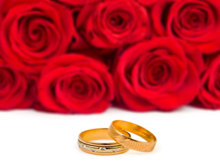 Wedding rings and roses