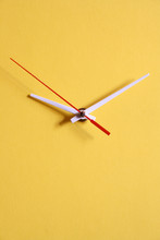 Yellow Papery Clock Dial With Moving Second Hand