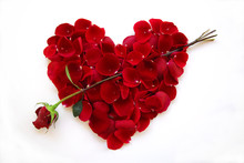 Red Valentine Heart Rose With Arrow