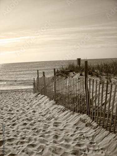 Obraz w ramie beach fence dunes ocean sand