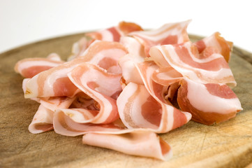 Pancetta affettato