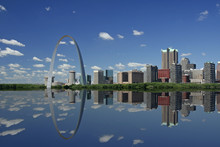Gateway Arch And Reflection In St Louis