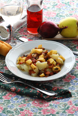 padellata di patate e mele - contorno della lombardia