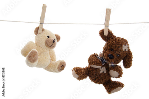 Plakat na zamówienie Deux peluches accrochées sur une ligne