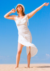 Canvas Print - Girl in white under the sun