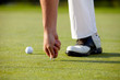 Golfer mit Pitchgabel