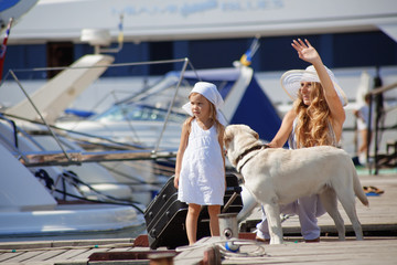 Canvas Print - Family walking on vacations